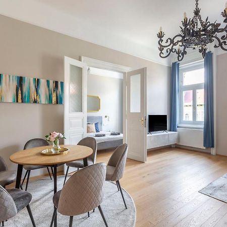 Luxury Elizabeth Residence Next To The New York Cafe Budapesta Exterior foto