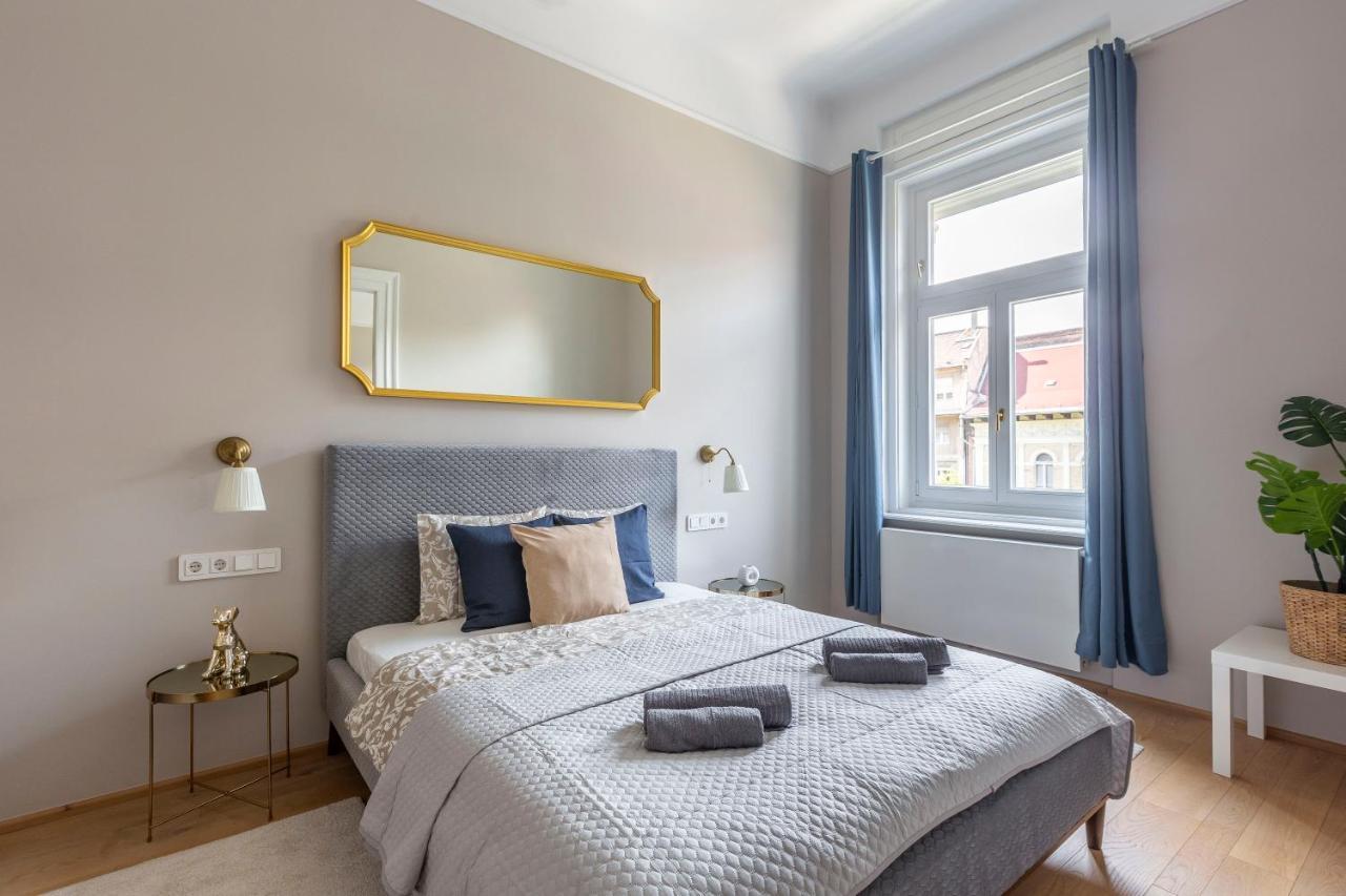 Luxury Elizabeth Residence Next To The New York Cafe Budapesta Exterior foto