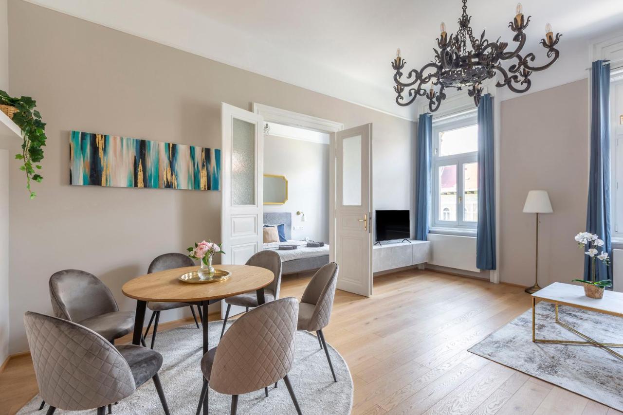 Luxury Elizabeth Residence Next To The New York Cafe Budapesta Exterior foto